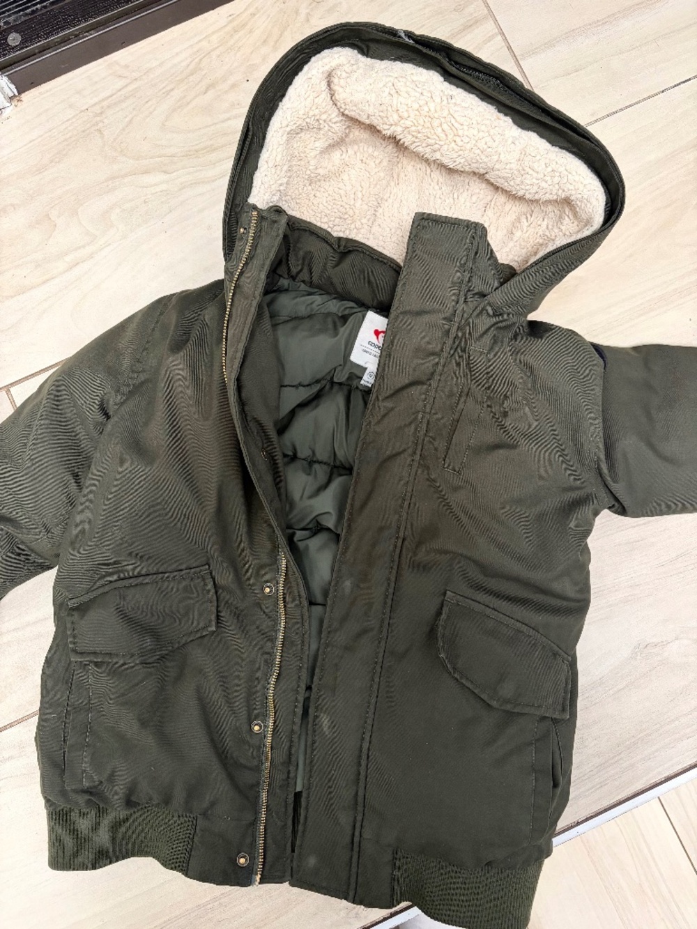 Appaman olive green coat with detachable fur hood